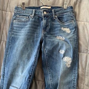 Levi’s embroidered skinny jeans